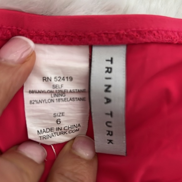 Trina Turk Red Bikini Set with Gold Hardware Accents, size 6 - Picture 5 of 8